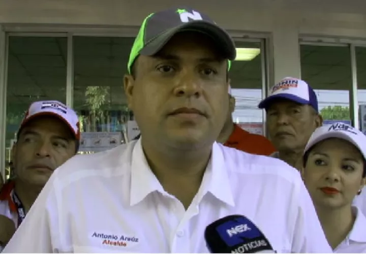 Distrito de Barú: Marcos Beitia Staff alianza PRD- Molirena, quien logró el triunfo desplazando al actual alcalde Franklin Valdez del partido Panameñista, quién se mantiene en la segunda posición.