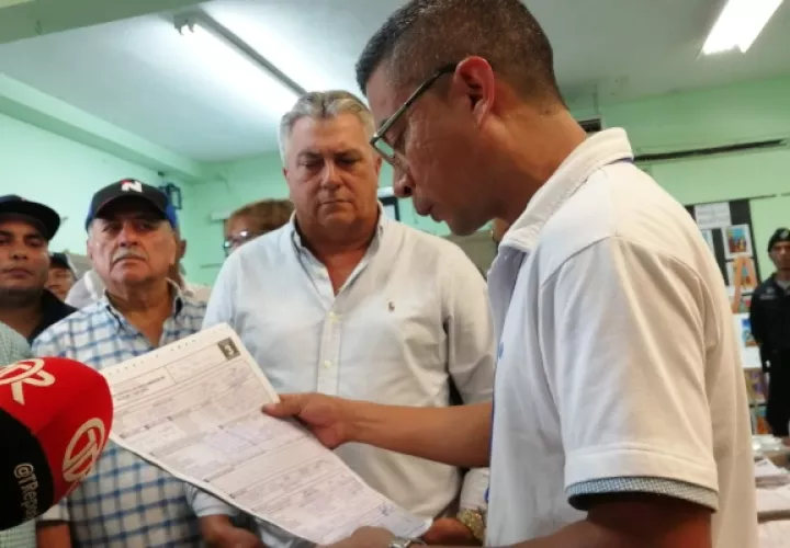 En el distrito de La Chorrera, el actual alcalde Tomás Velásquez (PRD), logró la reelección en el cargo con 35 mil 127 votos. Foto/Eric Montenegro