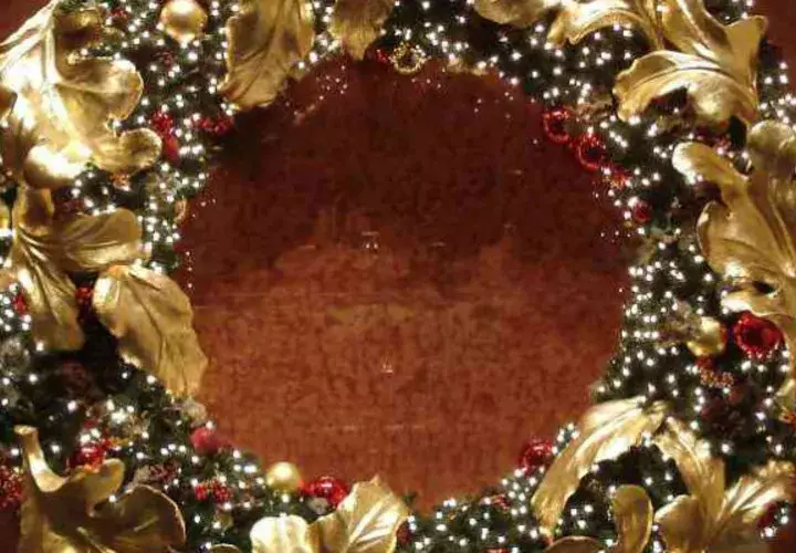 La Navidad se adelantó, es en octubre. Diversión para la comunidad en Multiplaza. .Foto: Archivo.