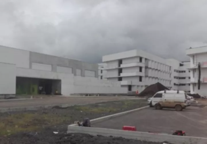 Para el primer trimestre del próximo año se estima que las torres de nefrología y cardiología estén en funcionamiento en la Ciudad de la Salud