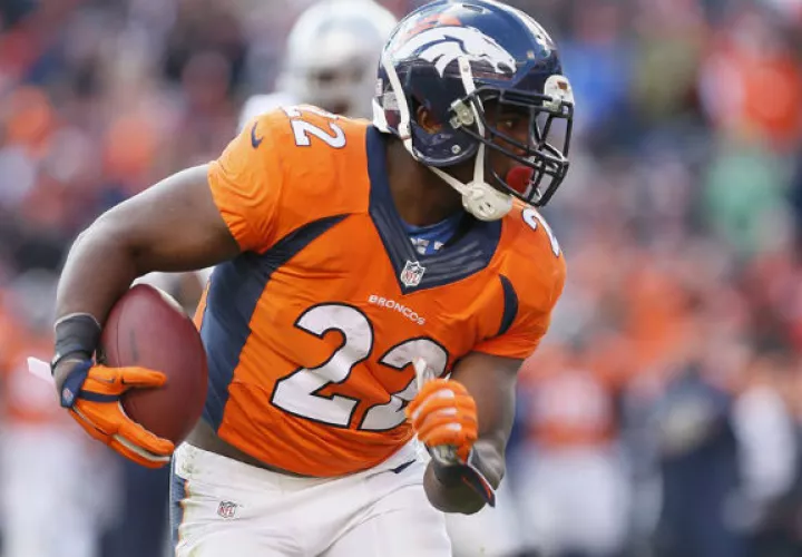  C.J. Anderson logra frmar con los Rams. Foto:AP