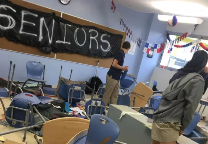 Graduandos del Colegio Panamá vandalizan salón en celebración de 'Prank Day'. Foto: Redes sociales.