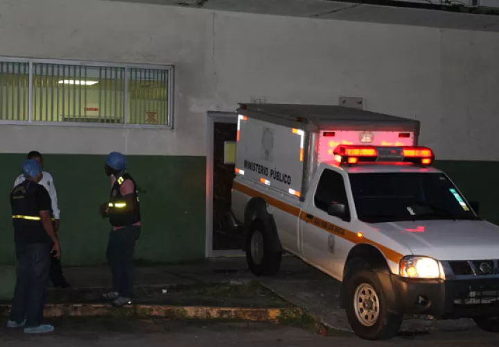 Sus familiares trataron de sacarlo, pero ya era demasiado tarde, la tierra lo había sepultado. Foto/Diómedes Sánchez