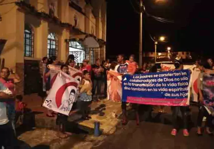 Los peregrinos estarán en cinco distritos de la provincia de Colón. Foto/Diómedes Sánchez