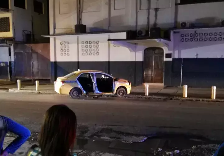 Las autoridades investigan las razones de la balacera que le costó la vida a un joven de 21 años. Foto/Diómedes Sánchez