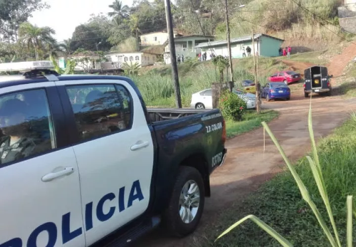 Dentro de la vivienda solo hacía falta el televisor.