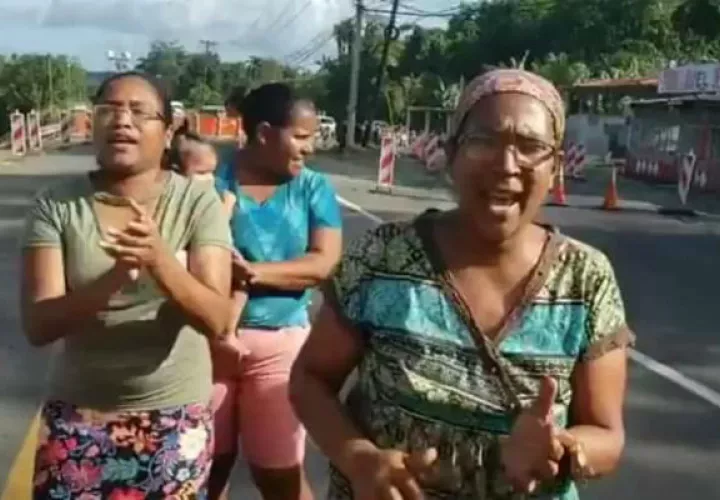 La protesta se desarrolló en horas de la tarde. Foto: Diómedes Sánchez.