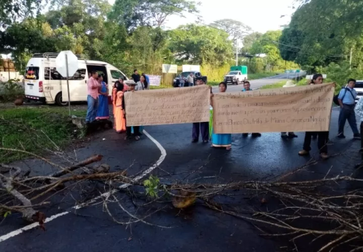 Los manifestantes precisan que de no recibir respuesta puedan trasladar la protestas a la vía Interamericana. Foto/José Vásquez