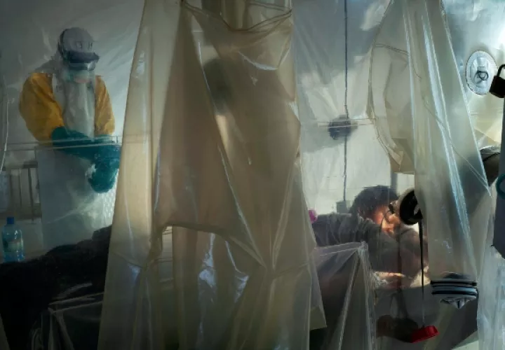 La actual epidemia de ébola que desde hace un año padece el noreste del país, concentrada en las provincias de Kivu del Norte e Ituri, suma 1,934 fallecidos de un total de 2,877 casos. FOTO/AP