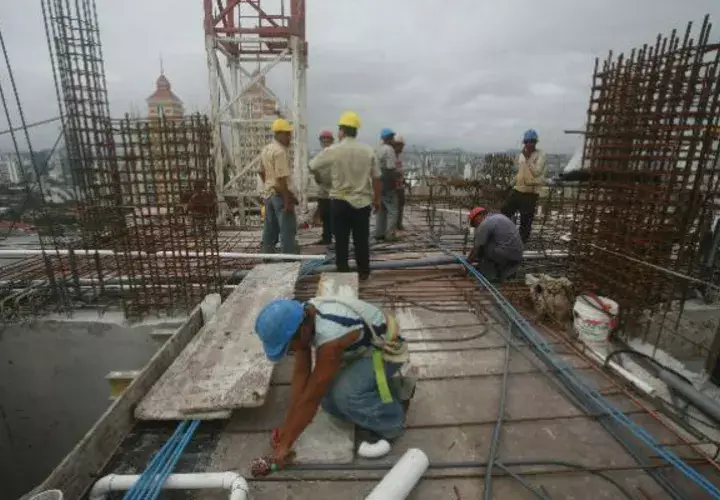 El 54% del total en los permisos de construcción de 2018 corresponde a inversión residencial. Foto/Archivo