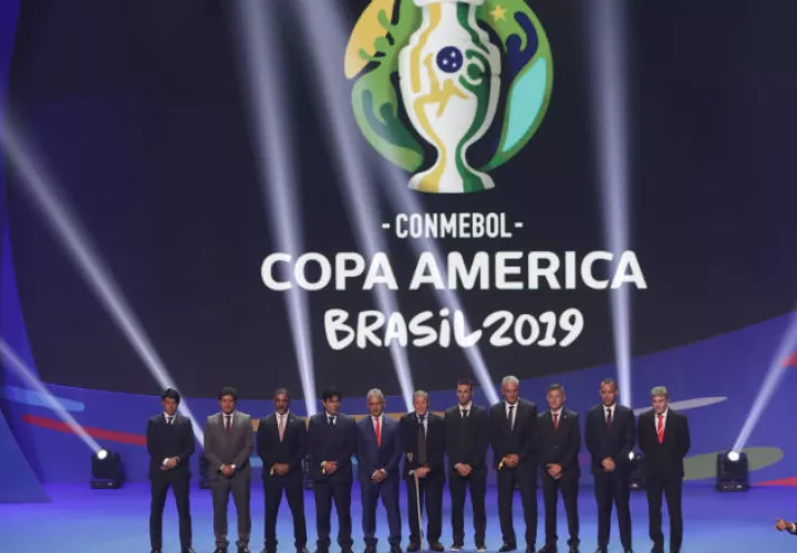 Técnicos de los equipos que juegan en Copa América. Foto:AP
