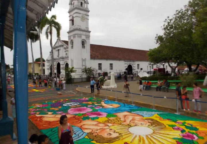 Alfombras del Corpus Christi. Foto: Panamá América