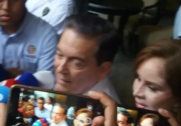 Con diferentes actividades los candidatos presidenciales iniciaron el día electoral.