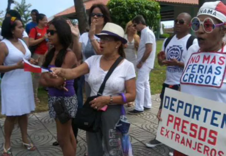 Panameños y extranjeros enfrentados por polémica norma migratoria del diputada Zulay Rodríguez. Foto/Archivos