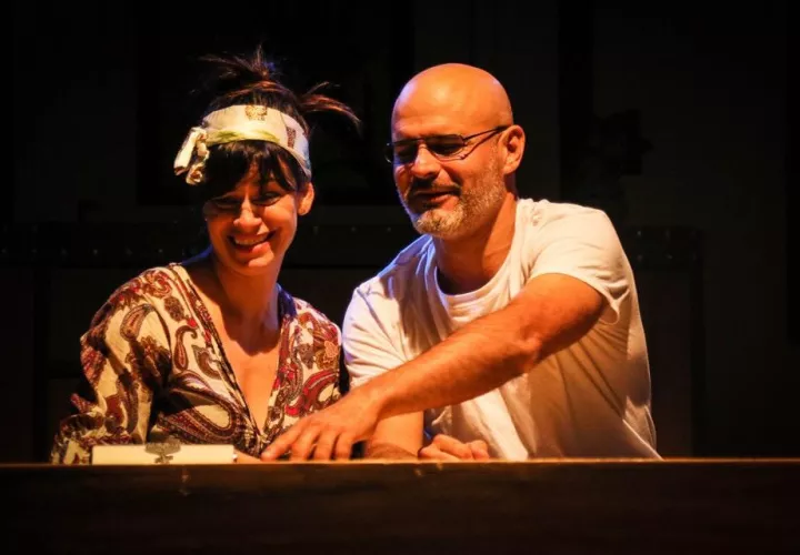 Escena de "Casados sin hijos", en cartelera en Teatro La Estación. Foto: Cortesía.
