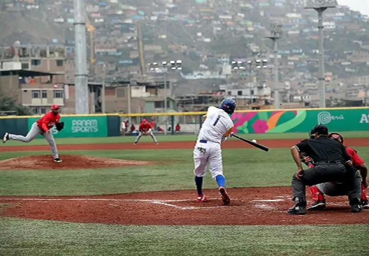 Cuba fue dejado en el terreno de juego por República Dominicana. Foto:EFE