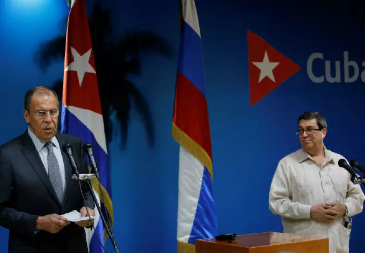  El canciller ruso, Serguei Victorovich Lavrov (i), y su homólogo cubano, ante la prensa en La Habana. Foto: EFE.