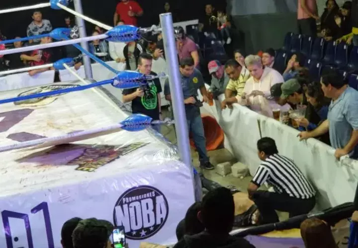 El Cuervo de Puerto Rico tras recibir el golpe en su cabeza.