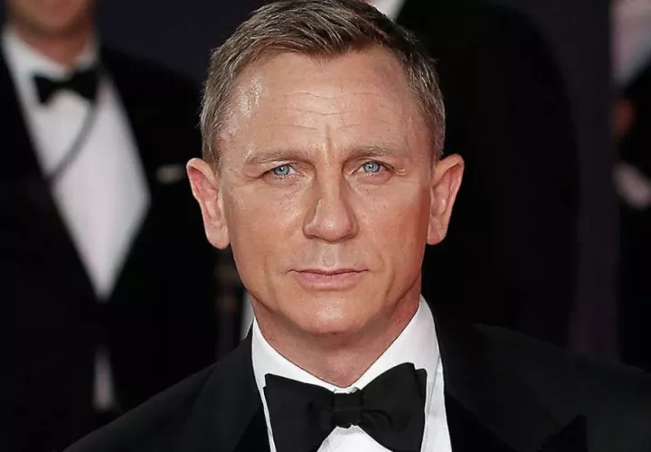Daniel Craig