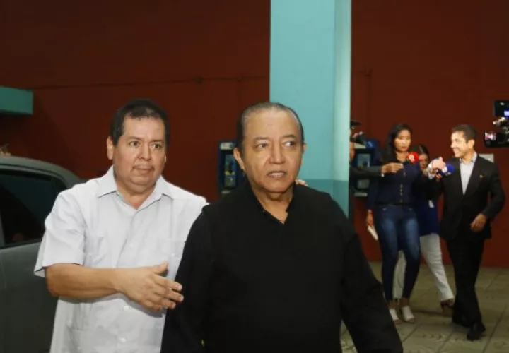 El padre David Cosca es acusa de encubrir al presunto homicida y fue quien pagó la habitación en el hotel El Panamá.