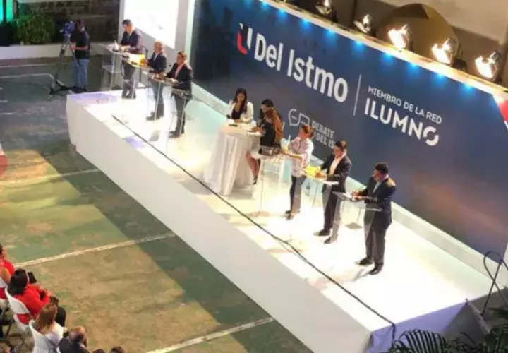Laurentino Cortizo recibe críticas por ausentarse del debate presidencial en la UDI. Foto: Universidad del Istmo.