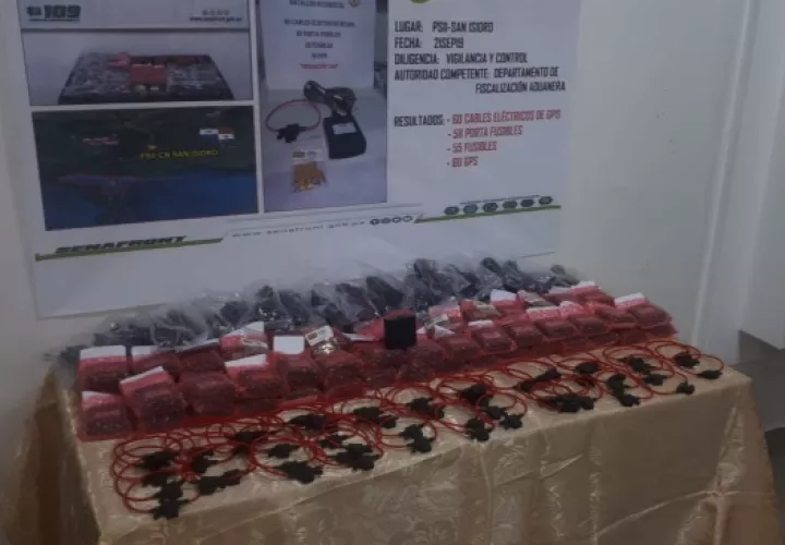 Las evidencias fueron puestas a órdenes del departamento de Prevención y Fiscalización aduanera de esta entidad en la provincia de Chiriquí. Foto/Mayra Madrid