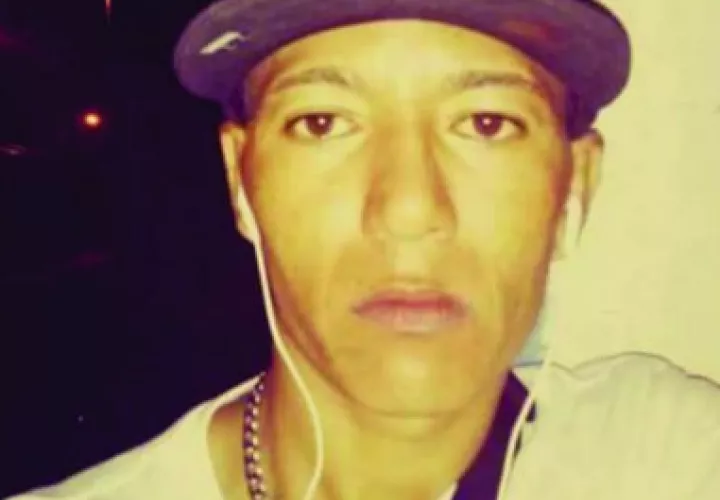 Familiares del joven Jorge Melardo Avendaño Aguirre, piden a la población que de conocer el paradero de Avendaño, den aviso a la policía nacional, DIJ, Ministerio Público o a los teléfonos 62817444 -66249272.