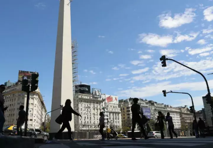 El crecimiento económico en Latinoamérica bordeará el 1.2 % en 2018 y se estima que el próximo año se incremente a 2.2 %.
