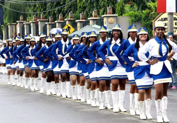 Tres horarios se manejarán este año, para los tradicionales desfiles patrios. 