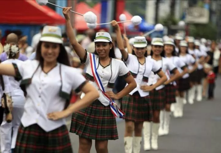 Tanto el 3 y 4 de noviembre los desfiles patrios están programados para iniciar a las 9:00 a.m.