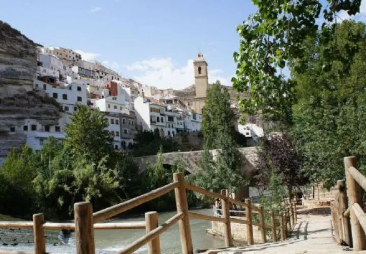  Los viajeros se deciden por unos pueblos más que por otros