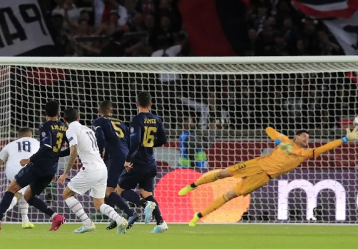 Ángel Di María anota su segundo gol ante Real Madrid. Foto:AP