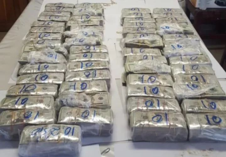 El decomiso del dinero se hizo mediante operativo de inteligencia de la Policía Nacional. Foto/José Vásquez