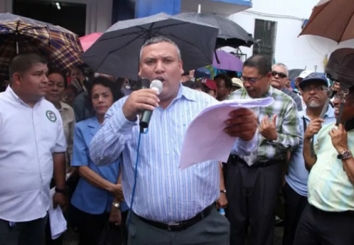 Diógenes Sánchez  fue asaltado en su propia residencia e interpuso la denuncia.