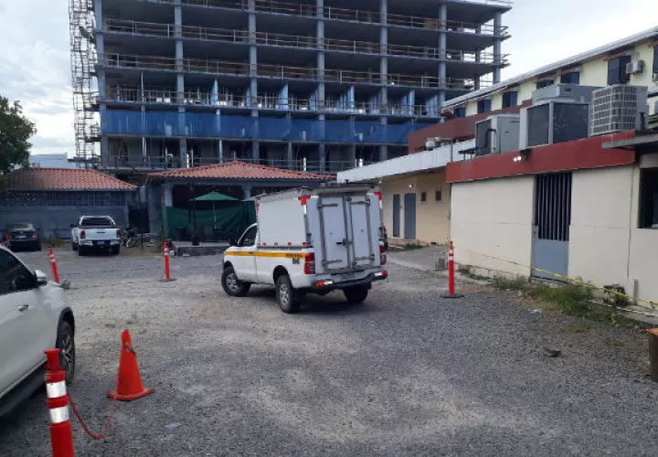 El cuerpo fue encontrado en una habitación del hotel Mirage en David. Foto: José Vásquez.
