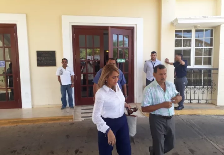 El coordinador de la Fiscalía de Homicidio solicitó el lunes durante la audiencia de acusación contra el profesor Roberto Moreno Grajales la pena máxima de 30 años de prisión como autor material del femicidio de la docente Diosila Martínez. Foto/José Vásquez
