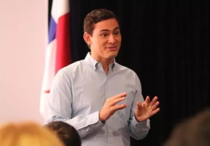 Juan Diego Vásquez aclaró que no pretende cuestionar por molestar, sino para ratificar que los nombramientos del Gobierno son personas capaces. 