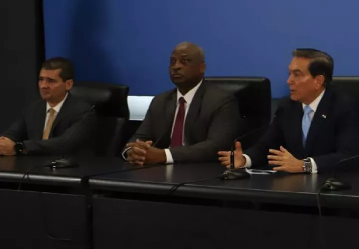 Nicolás González Revilla y Enrique Sánchez fueron designados como directivos de la ACP por Laurentino Cortizo.