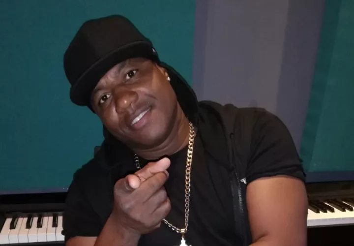 Ricardo Alexander O'Neil Weeks, DJ Black, tiene grandes proyectos en la música urbana panameña. Juan Carlos Lamboglia