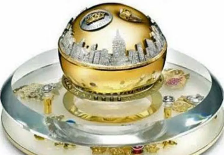 DKNY Golden Delicious