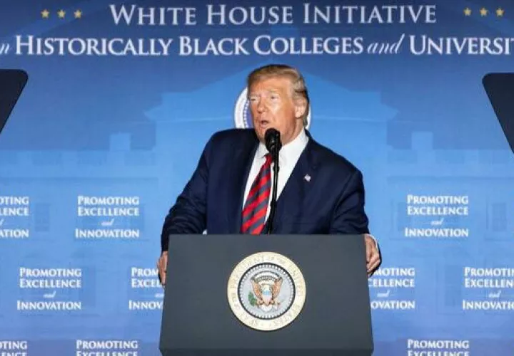 Donald Trump lleva meses atacando a la Fed por no bajar las tasas de interés.
