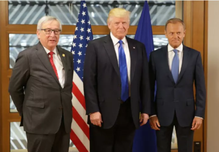 El presidente de loa Estados Unidos, Donald Trump y Jean-Claude Juncker, presidente de la Comisión Europea. EFE