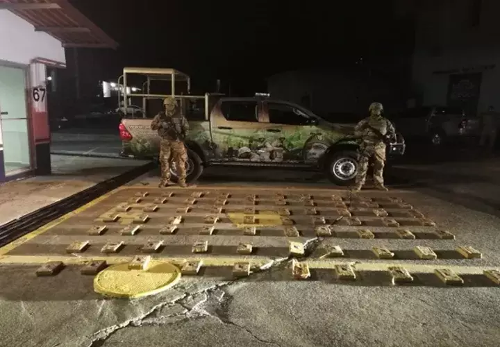 Decomiso de droga en isla Pan de Azúcar.