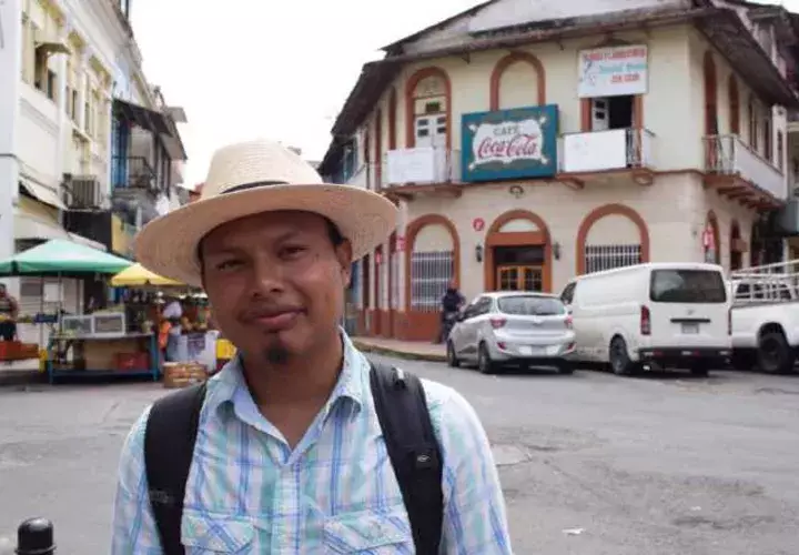 En 2019 estrenará su primer largometraje documental "Bila Burba". 