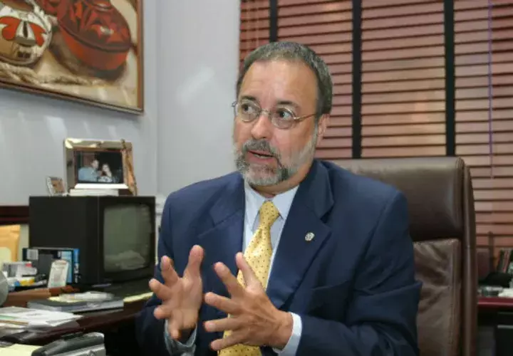 El magistrado del Tribunal Electoral (TE), Eduardo Valdés Escoffery. 