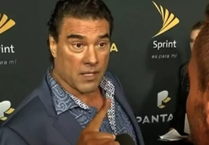 Eduardo Yáñez.