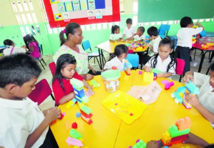 La educación preescolar se ha convertido en una necesidad para que niños entre 3 y 5 años comiencen a desarrollar habilidades. Foto de archivo