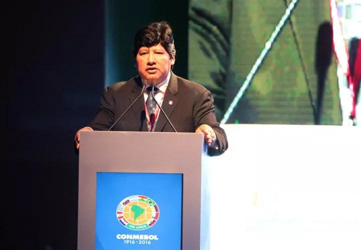 El presidente de la Federación Peruana de Fútbol, Edwin Oviedo. Foto EFE