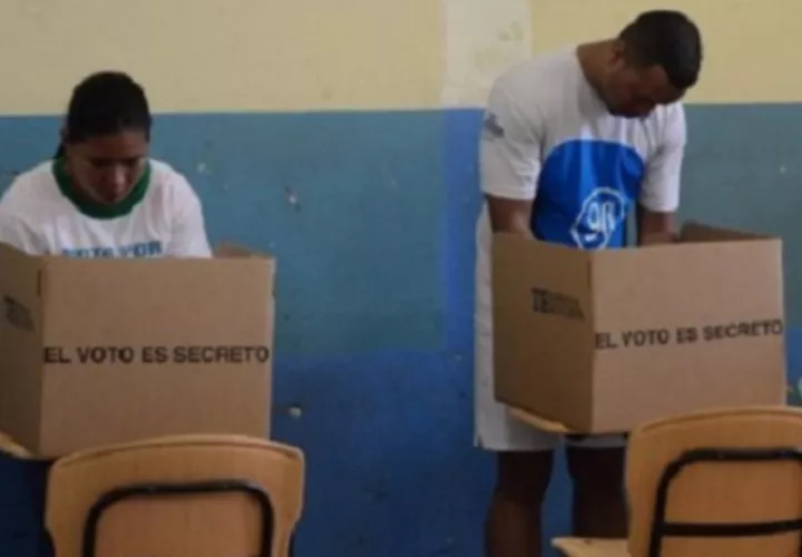 Las quejas por irregularidades en las elecciones del 5 de mayo fueron constantes y para todos los cargos.
