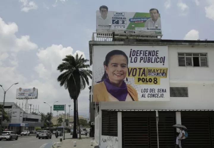 Según un reporte de la Misión de Observación Electoral (MOE), una plataforma de organizaciones que promueve los derechos civiles y políticos de la ciudadanía, 69 candidatos fueron víctimas de violencia desde el pasado 27 de julio.